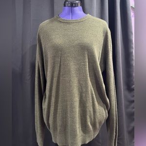 Tricots St. Raphael green mens crewneck sweater